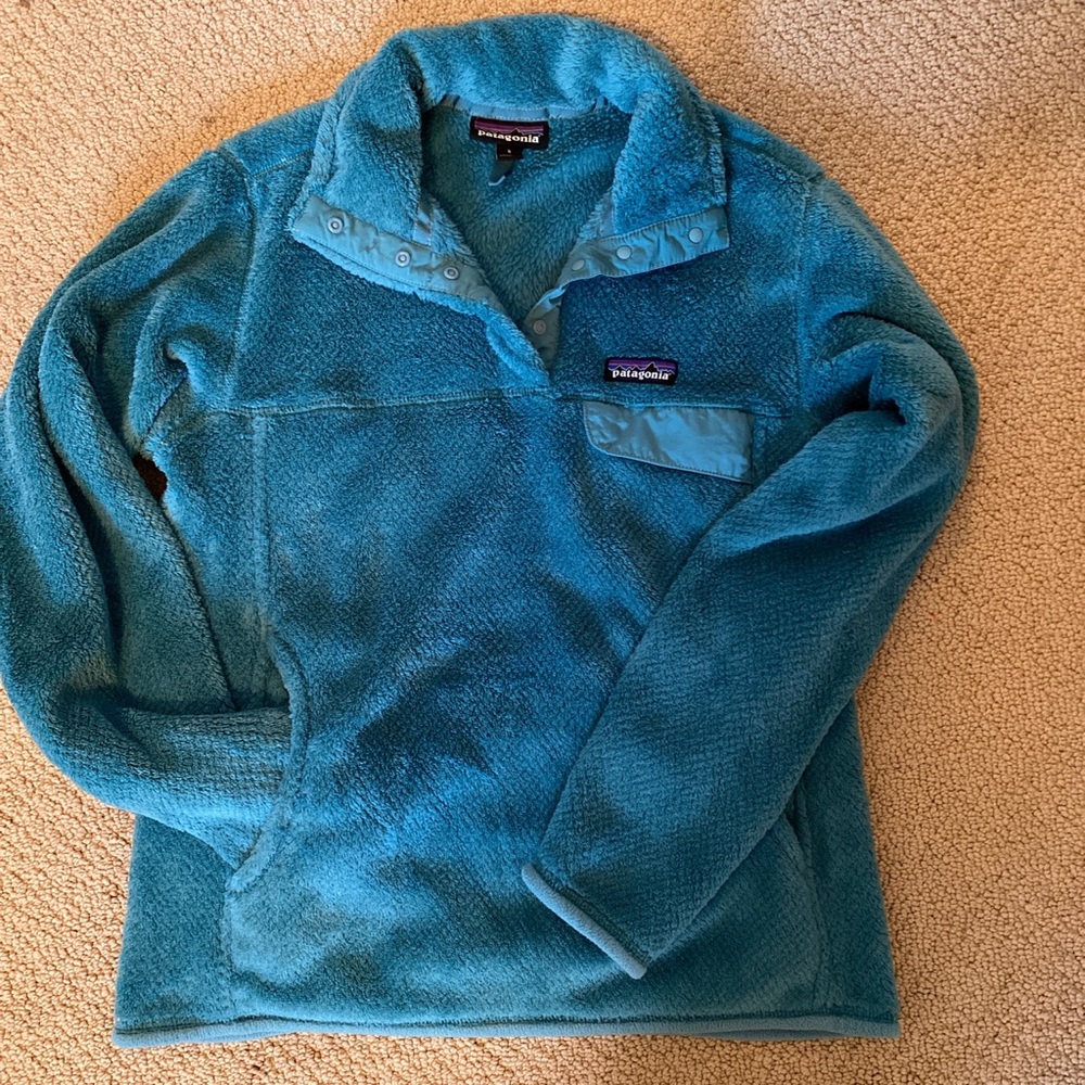 Beautiful blue Patagonia fuzzy jacket